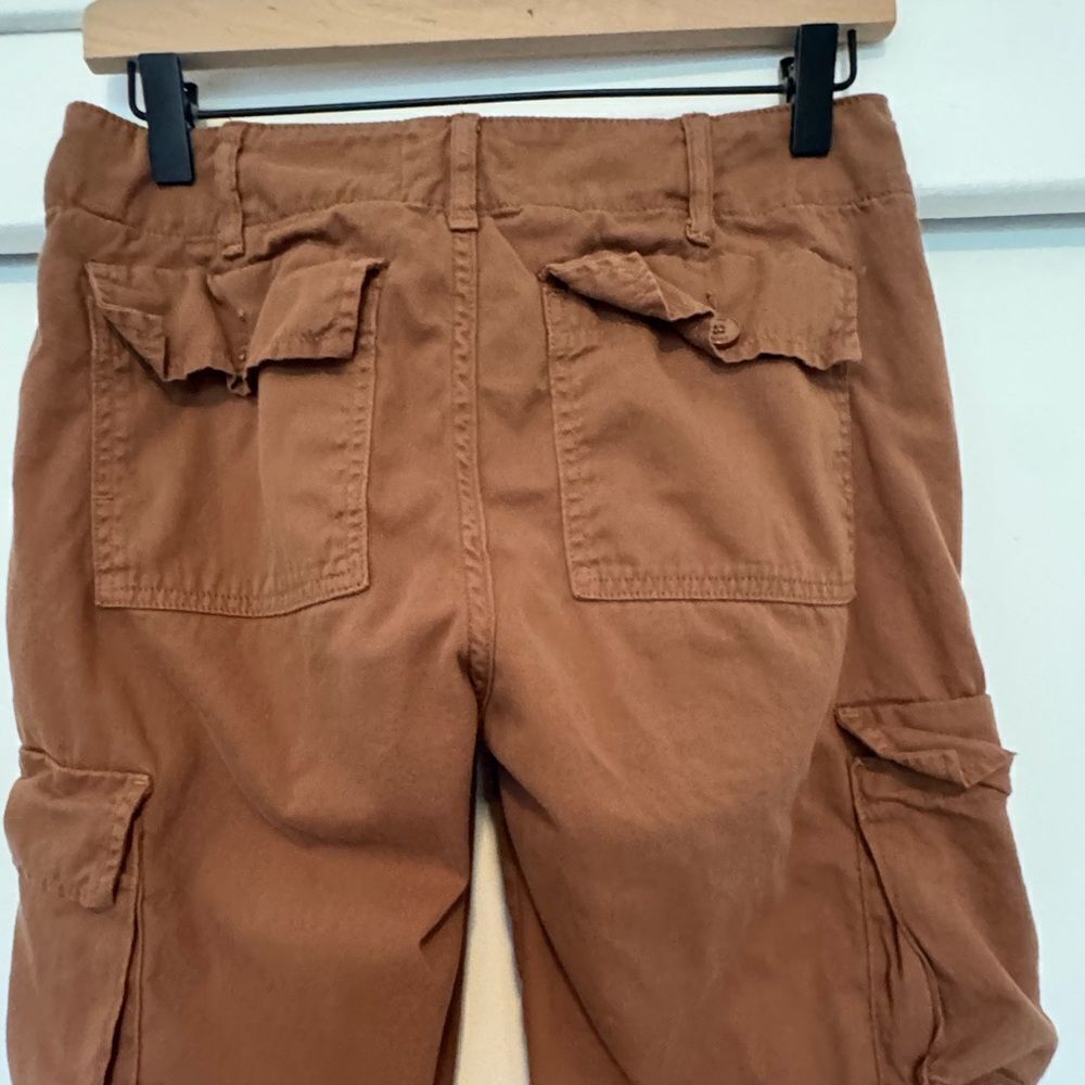 Frame Washed Flax Brown Cropped Cargo Pants Size 25 - Picture 6 of 9